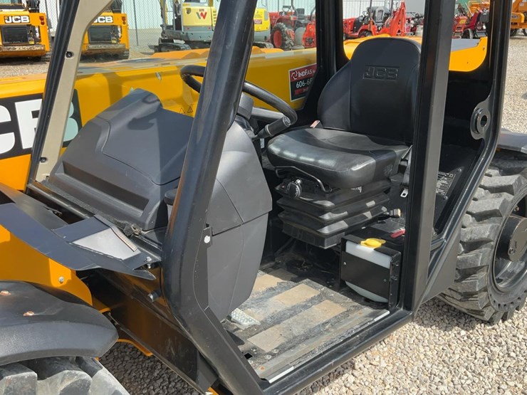 2023-jcb-505-20-image-41