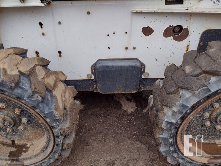 2002-bobcat-s250-image-15