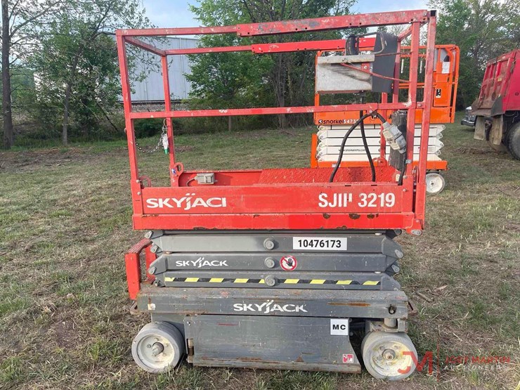 2016-skyjack-sjiii3219-image-2