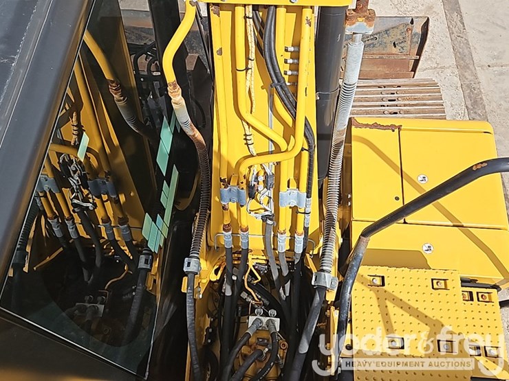 2021-caterpillar-313-image-30