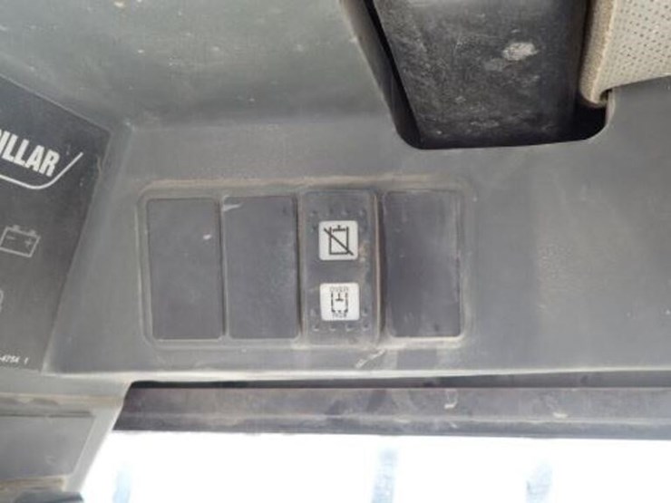 2009-caterpillar-232b-image-19