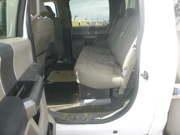 2017-ford-f450-image-11