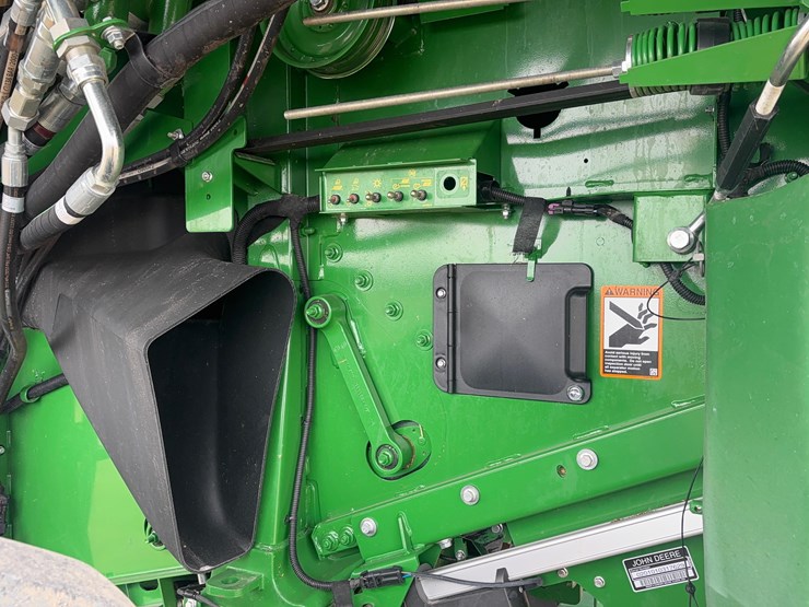 2023-john-deere-s780-image-12