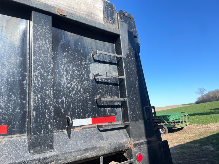 1998-peterbilt-378-image-37