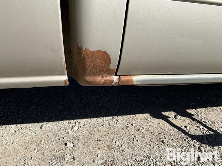 2006-chevrolet-silverado-2500-image-10