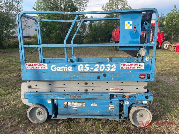 2003-genie-gs2032-image-2