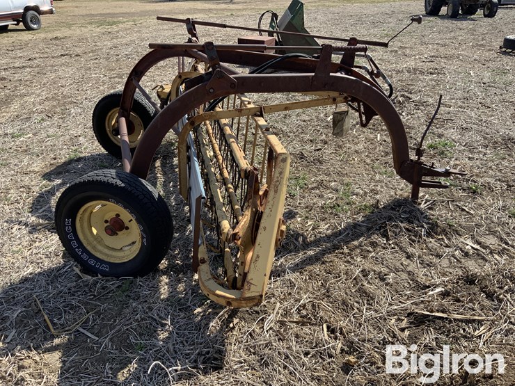 new-holland-256-image-4