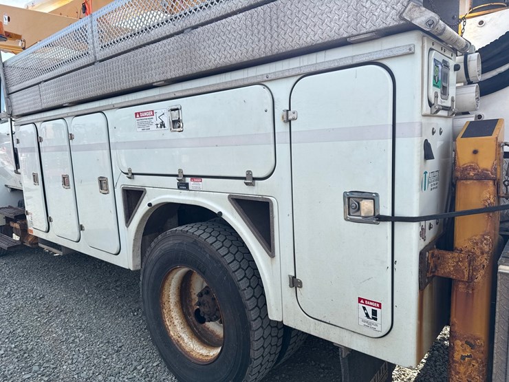 international-4400-sba-image-24