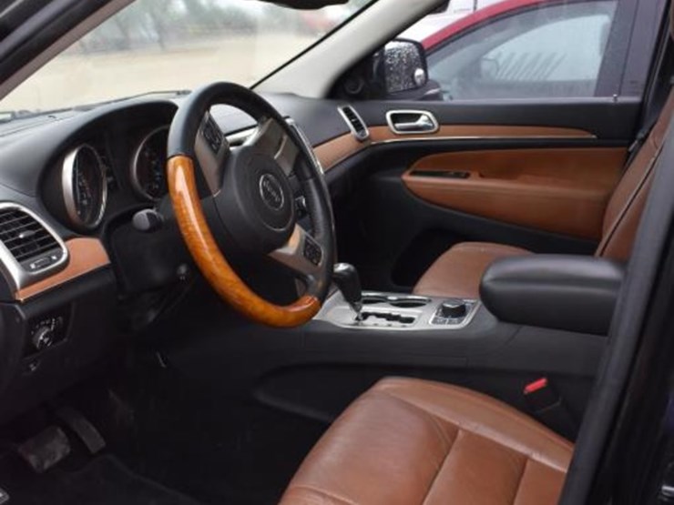 2012-jeep-grand-cherokee-image-5