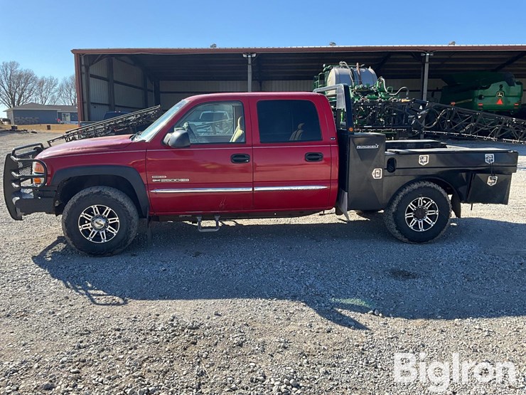 2005-gmc-sierra-2500-image-8