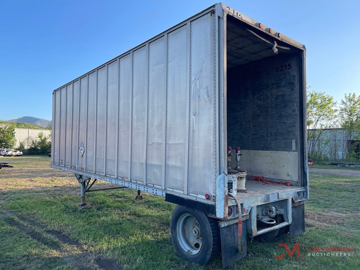 1990-strick-trailer-image-4