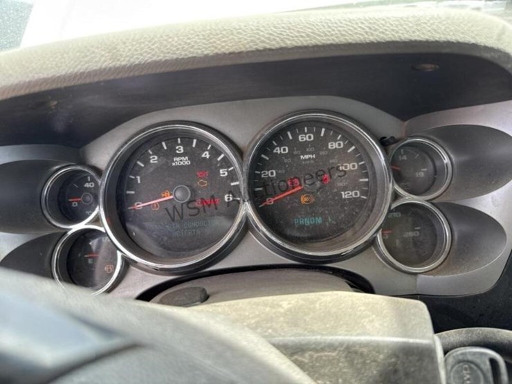 2009-gmc-sierra-2500hd-image-16