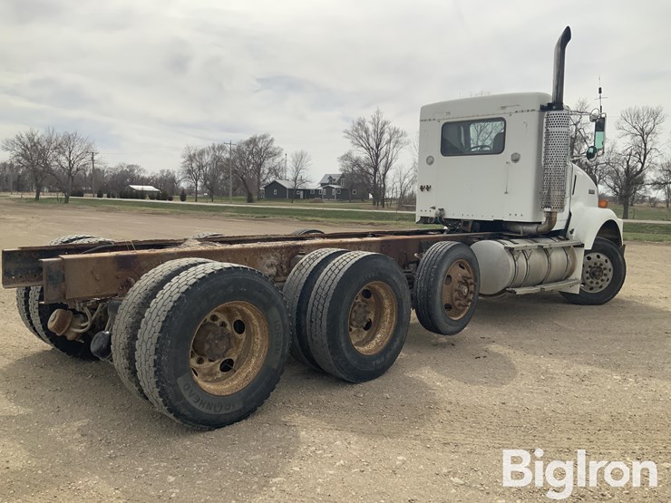 1999-kenworth-t800b-image-5