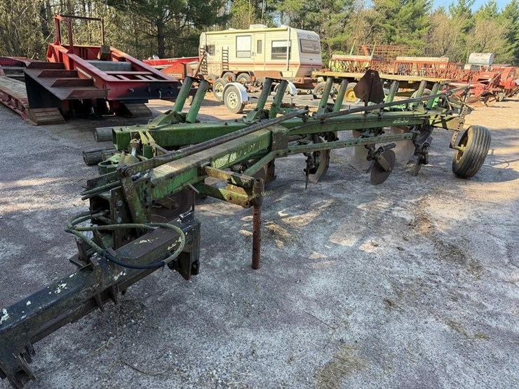 john-deere-2500-image-5