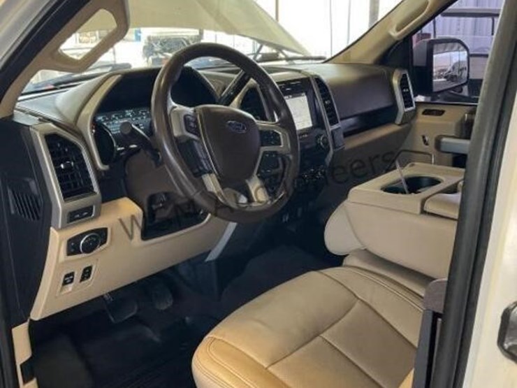 2019-ford-f150-image-22