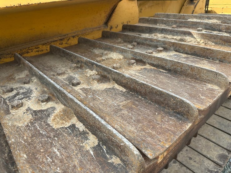 2006-deere-750j-lgp-image-72