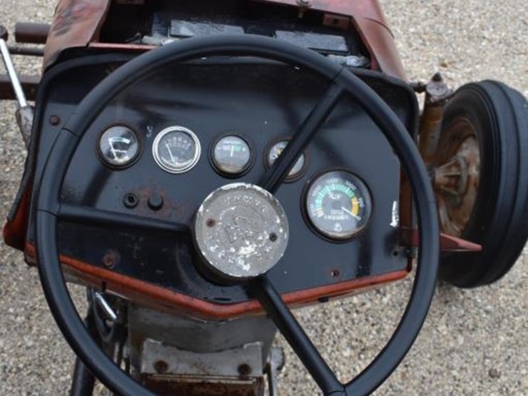 massey-ferguson-230-image-14