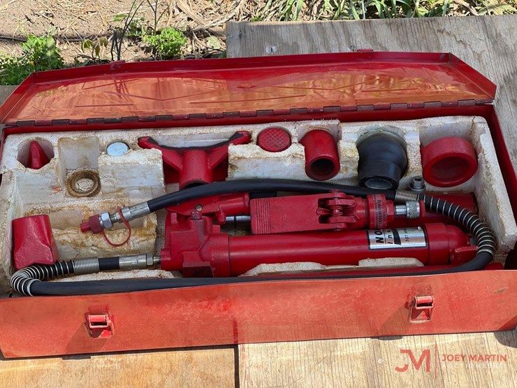 hydraulic-port-a-power-with-attachments-&-box-image-1