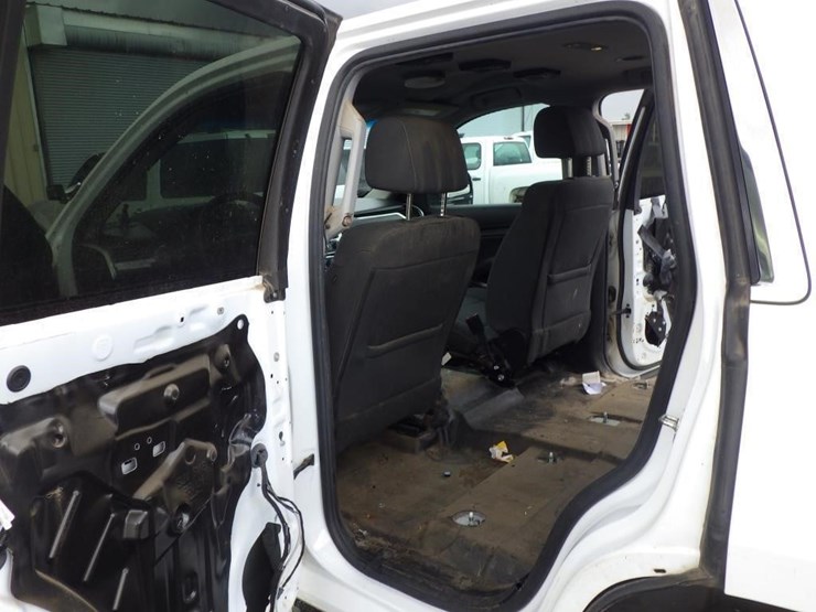 2019-chevrolet-tahoe-image-7