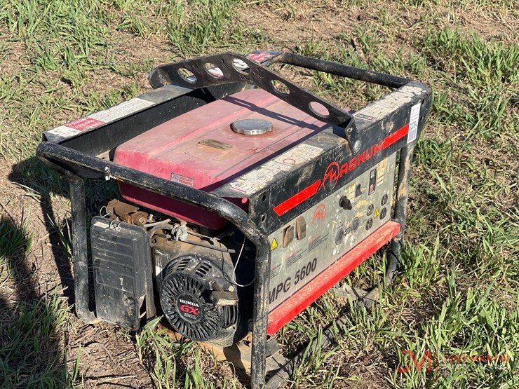 magnum-mpg-5600-portable-generator-image-1