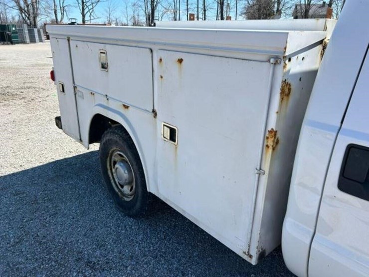 2010-ford-f250-xl-image-43