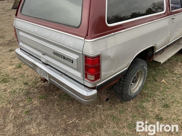 1988-dodge-ram-charger-image-13