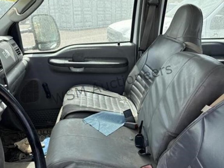 2003-ford-f350-image-22