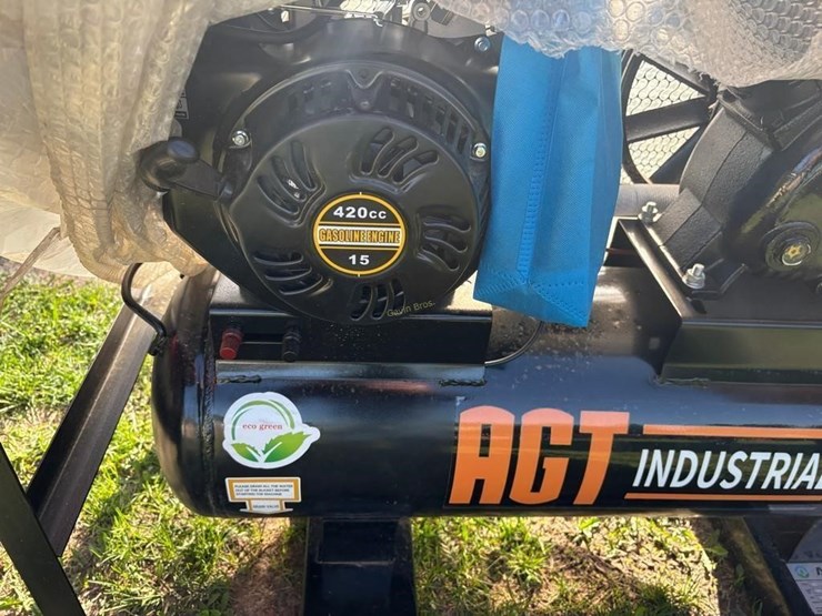 agt-industrial-air-compressor-with-420cc-engine-image-4