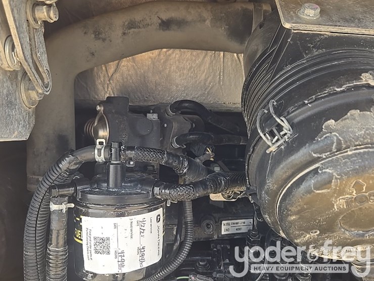 2019-deere-35g-image-41