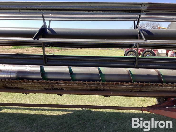 john-deere-230-image-16