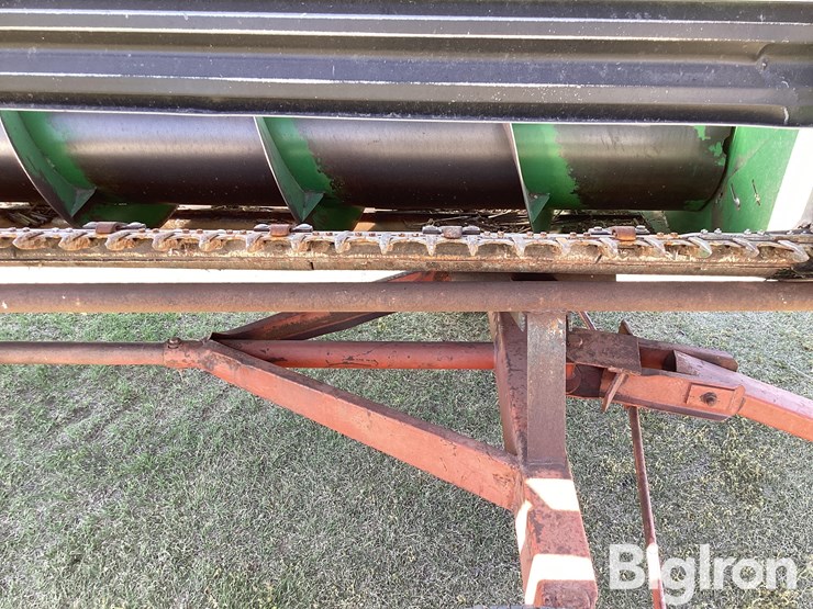 john-deere-230-image-15