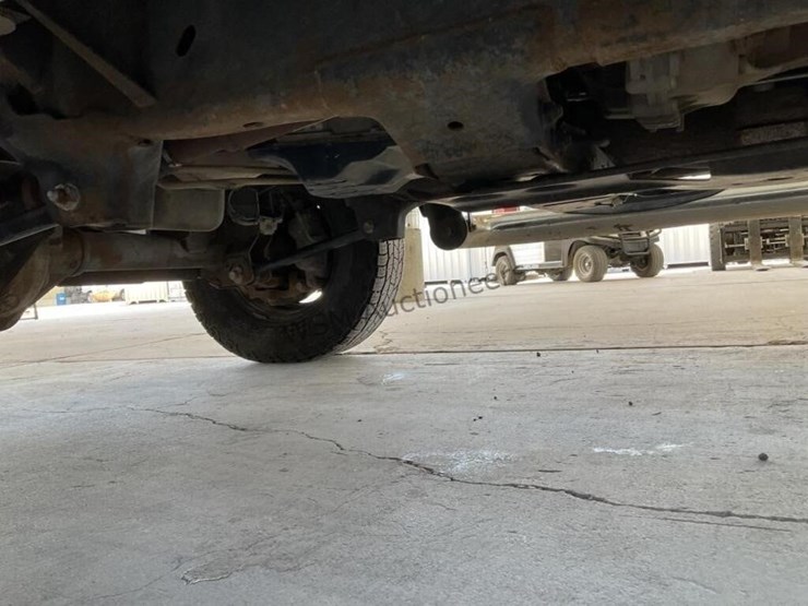 2012-dodge-3500-image-27