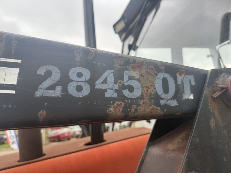 massey-ferguson-383-image-9