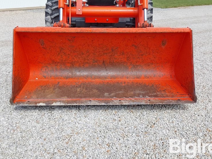 kubota-m7040d-image-17