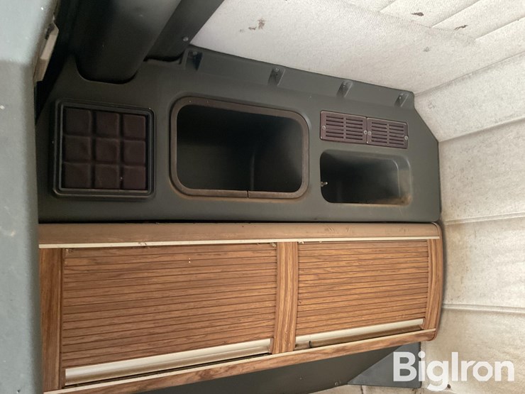 peterbilt-379-image-14
