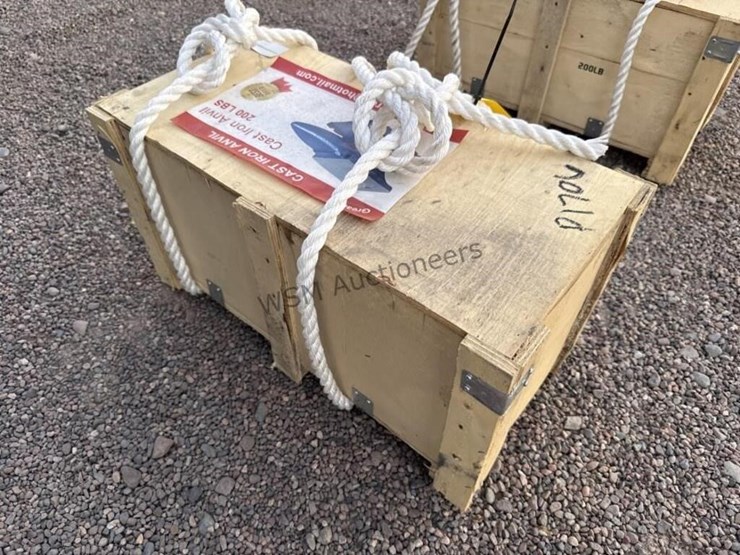 great-bear-200lbs-cast-iron-anvil-image-3