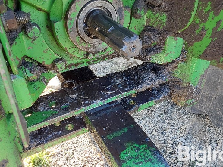 1981-john-deere-4440-image-18