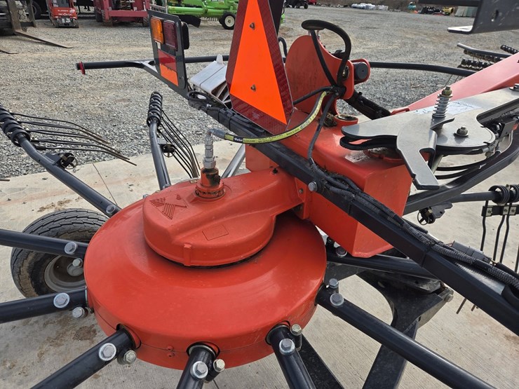 2015-kubota-ra2071t-evo-image-23