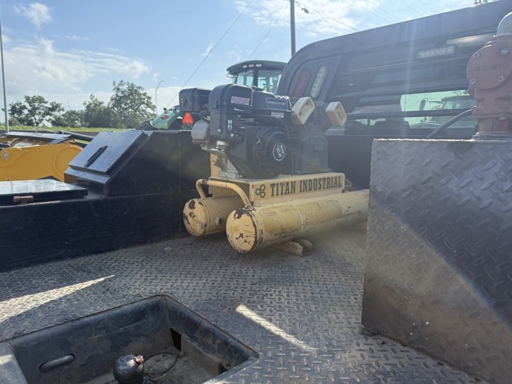 2019-ford-f450-image-14