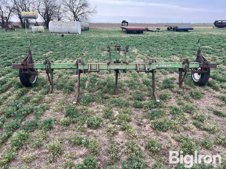 john-deere-5-image-2