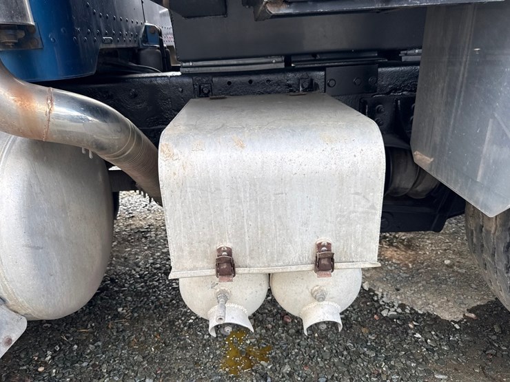 1999-caterpillar-c12-image-29