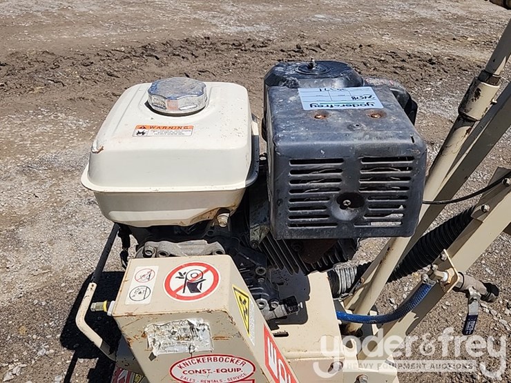 edco-concrete-grinder,-walk-behund-image-7