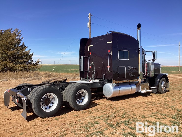 2008-peterbilt-389-image-5