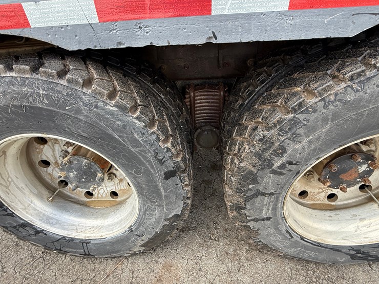 1999-mack-ch613-image-9