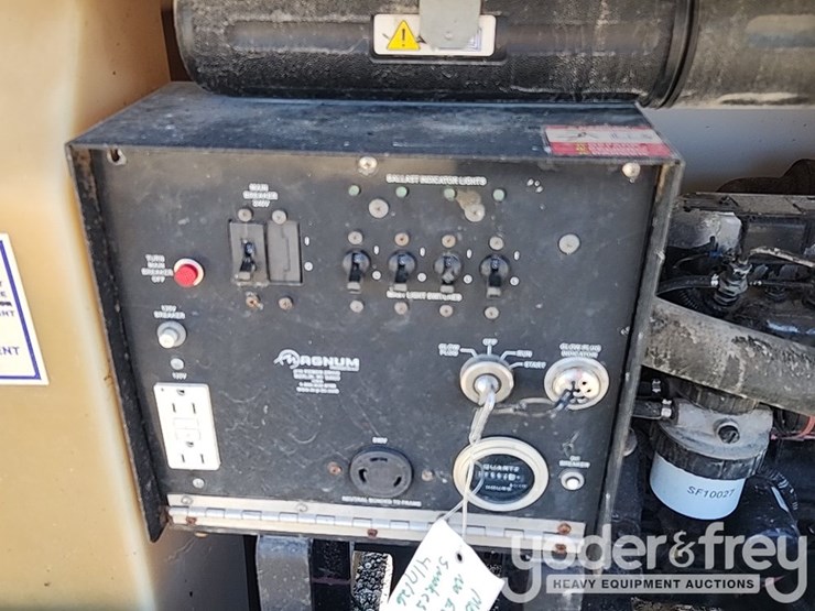 magnum-light-tower-image-9