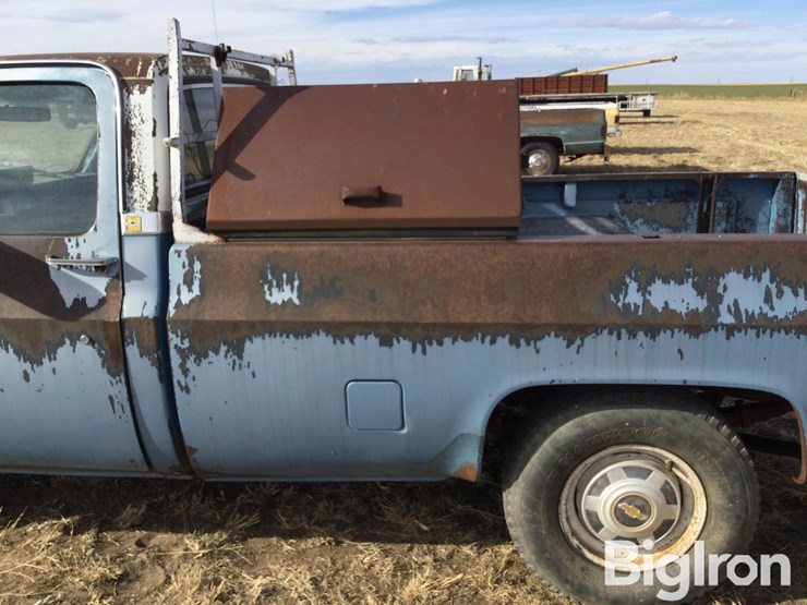 1985-chevrolet-custom-deluxe-image-9