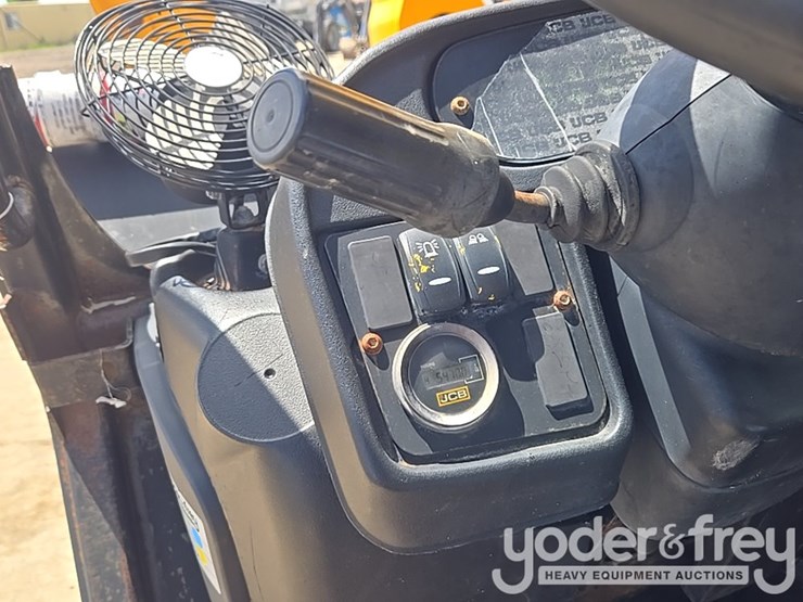 2018-jcb-510-56-image-75