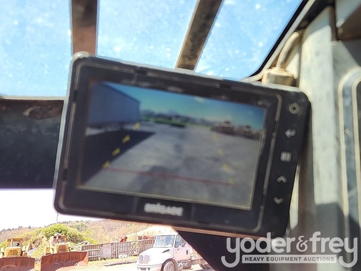 2012-caterpillar-299d-image-30