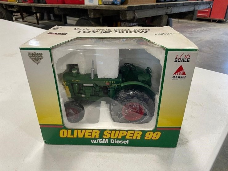 oliver-super-99-image-1