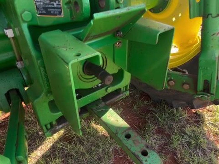 2010-john-deere-6115d-image-45
